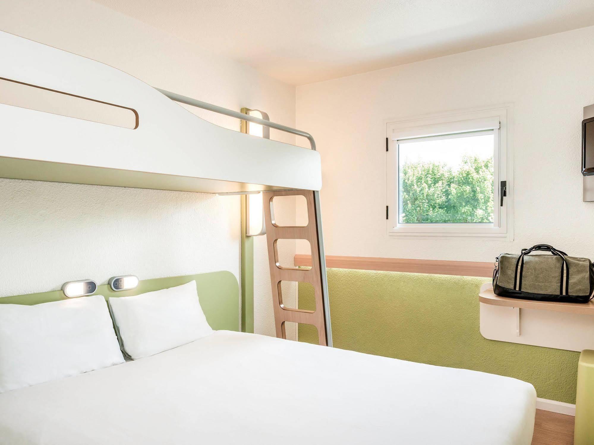 Ibis Budget Argenteuil Bords De Seine Екстер'єр фото